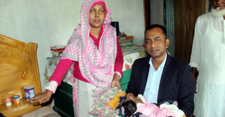 মুন্সীগঞ্জের জোড়া শিশুর চিকিৎসার দায়িত্ব নিলো উপজেলা প্রশাসন