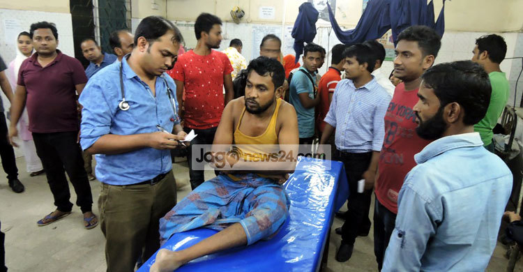 মুন্সীগঞ্জে দু’গ্রুপের সংঘর্ষে নারীসহ আহত ২০