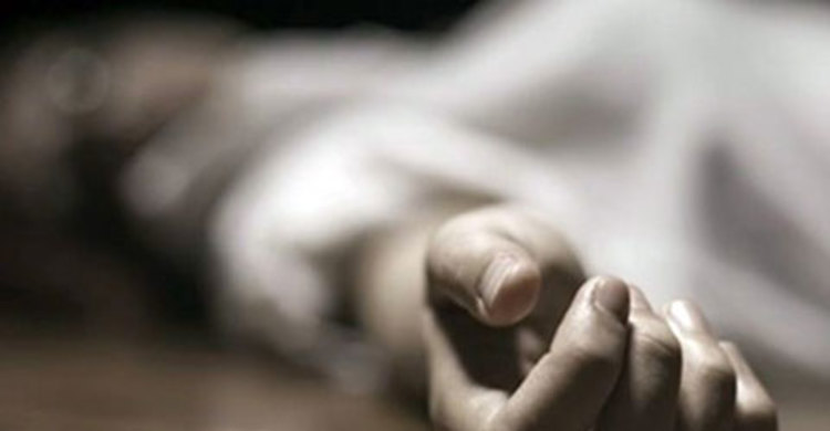 স্যালাইনের সঙ্গে বিষ মিশিয়ে অন্তঃসত্ত্বা স্ত্রীকে হত্যা