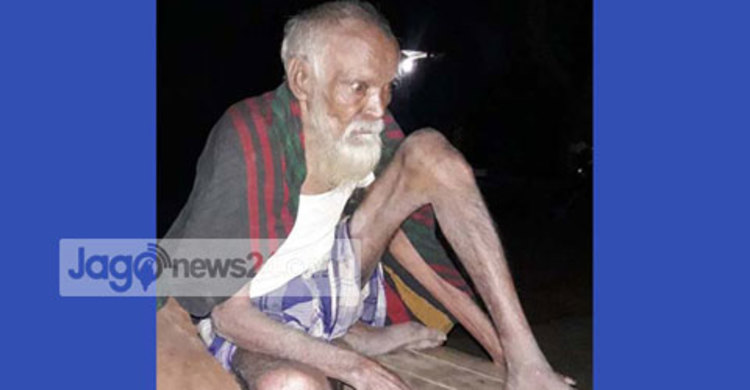 ছেলে হোটেলের মালিক, বৃদ্ধ বাবা রাস্তায়