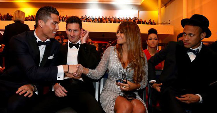 ভবিষ্যতে নেইমারের হাতে ব্যালন ডি'অর দেখছেন রোনালদো