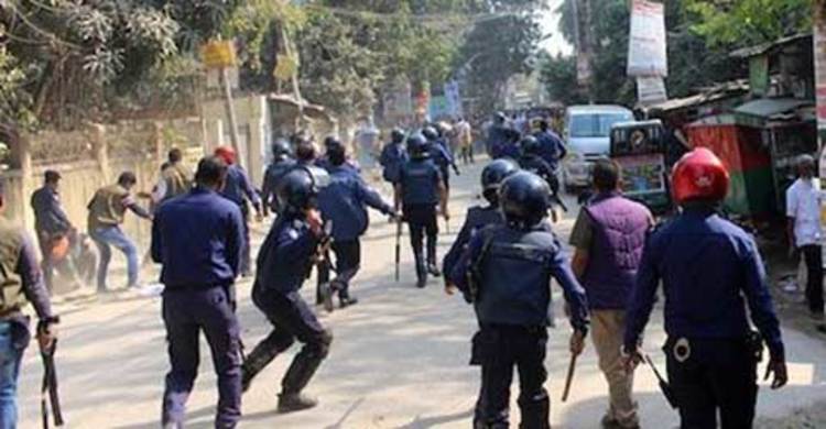 পুলিশের সঙ্গে সংঘর্ষ, মামলায় বিএনপির সহস্রাধিক নেতা-কর্মী