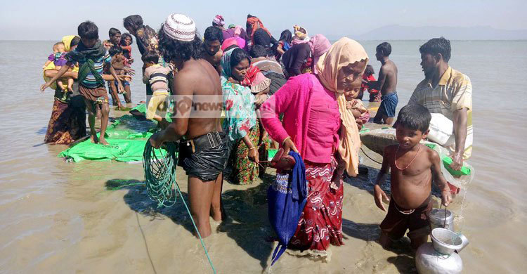 উখিয়ায় নৌকাসহ ১২৫ রোহিঙ্গা উদ্ধার, মাঝি আটক