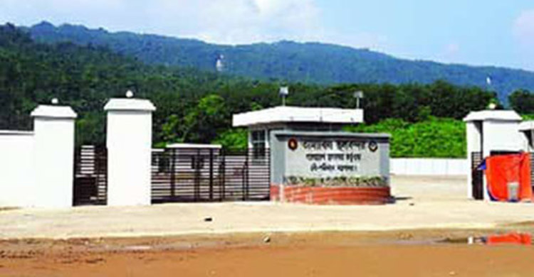 ৮ মাস যাবৎ কয়লা আসছে না তামাবিল স্থলবন্দর দিয়ে