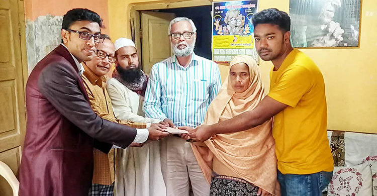 মুন্নাকে ভর্তির অর্থ দিল ব্রিটিশ ইন্টারন্যাশনাল স্কুল