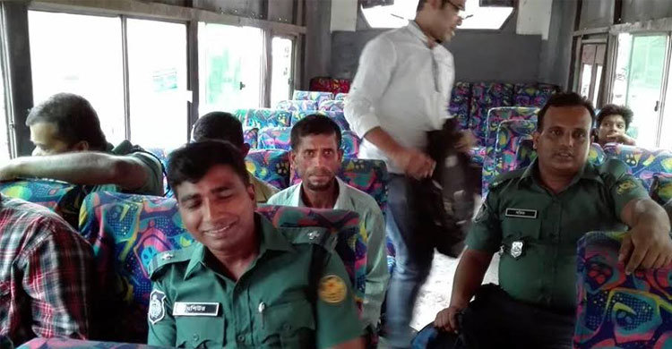 Taking remanded accused on bus: 3 cops withdrawn