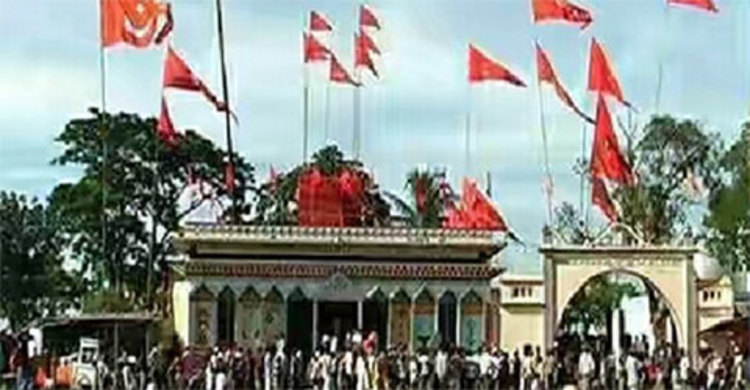 খাদেমের লাথিতে প্রাণ গেল ভক্তের