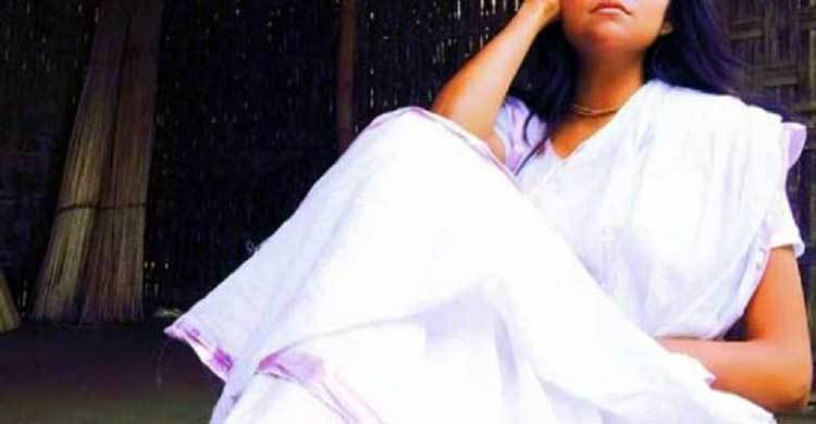 বিধবা বিয়ে করলে দু’লাখ টাকা দেবে সরকার