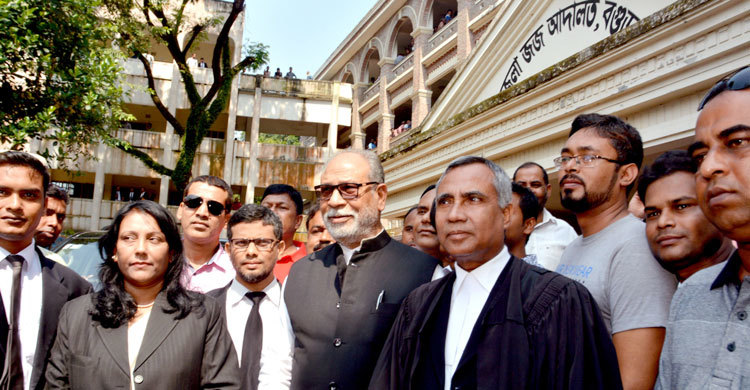 দুদকের মামলার আইনি পরামর্শ নিলেন লতিফ সিদ্দিকী