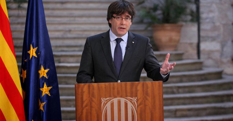 Catalan leader flees to Brussels as he faces 30yrs jail for ‘rebellion’