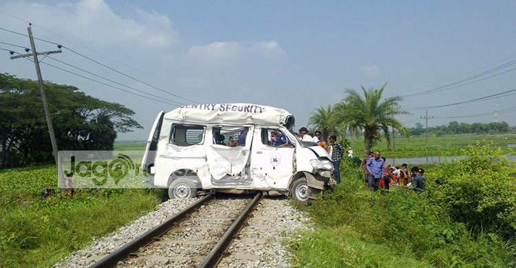 কুমিল্লায় রেললাইনে দুর্ঘটনায় মৃতের সংখ্যা বেড়ে ৩