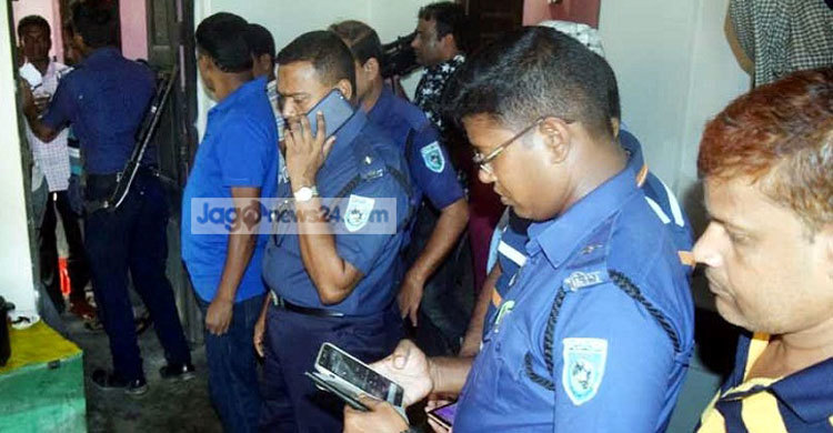 গাইবান্ধায় গৃহবধূর গলাকাটা মরদেহ উদ্ধার