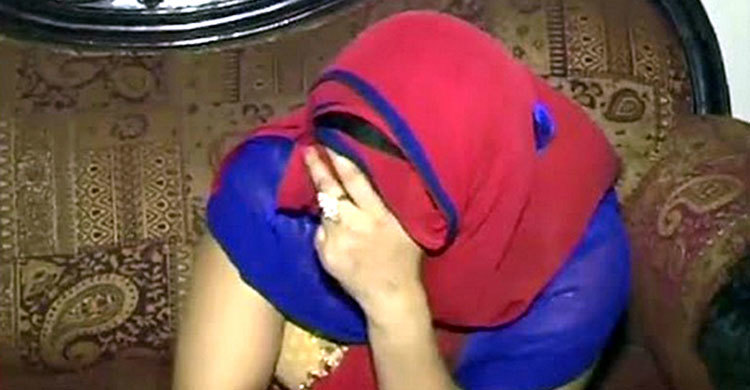 অসামাজিক কাজে লিপ্ত তরুণ-তরুণী পুলিশের হাতের ধরা