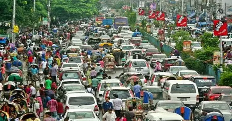 অস্বাভাবিক যানজটে অচল রাজধানী