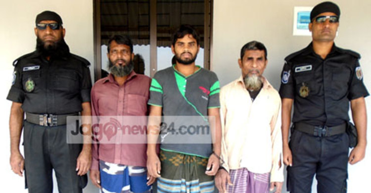 চাঁপাইনবাবগঞ্জে তামিম-সারোয়ার গ্রুপের ৩ সদস্য আটক