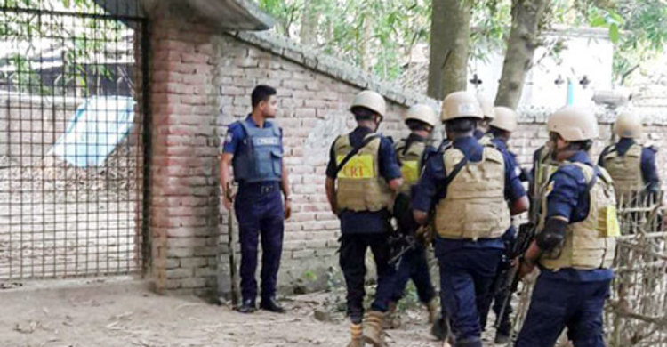 চাঁপাইনবাবগঞ্জের আস্তানায় আবুসহ চার জঙ্গির মরদেহ