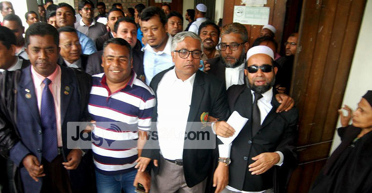 আত্মসমর্পণের পর সাখাওয়াতসহ ৩ জনের জামিন