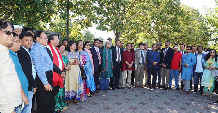 নিউ ইয়র্কে ব্যতিক্রমী নৌ-ভ্রমণ