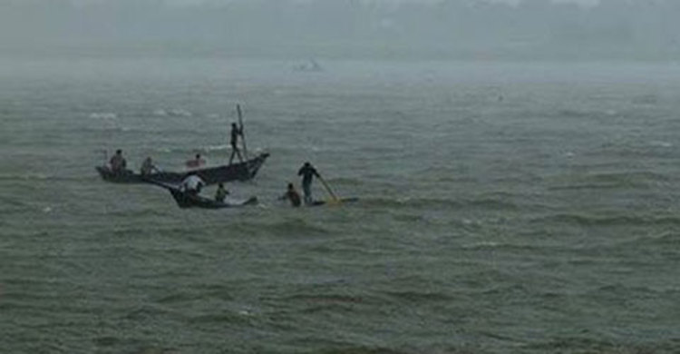 ট্রলার ডুবে নিখোঁজ এক জেলের মরদেহ উদ্ধার