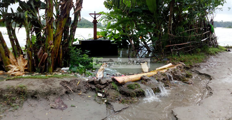 কাজে আসছে না পটুয়াখালী শহররক্ষা বাঁধ