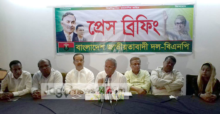 রোহিঙ্গাদের বিষয়ে সরকারের উদ্যোগ লোক দেখানো