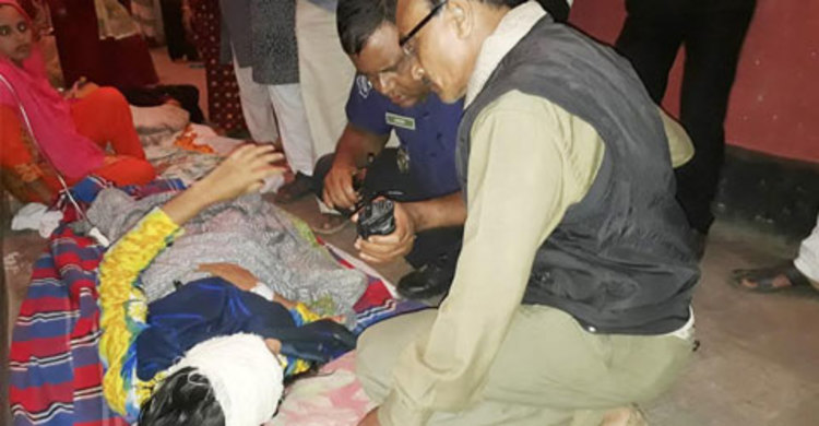 ঠাকুরগাঁওয়ে শ্বশুরবাড়ির নির্যাতনে গৃহবধূ হাসপাতালে