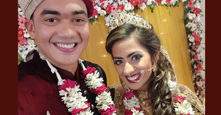 Taskin Ahmed ties the knot