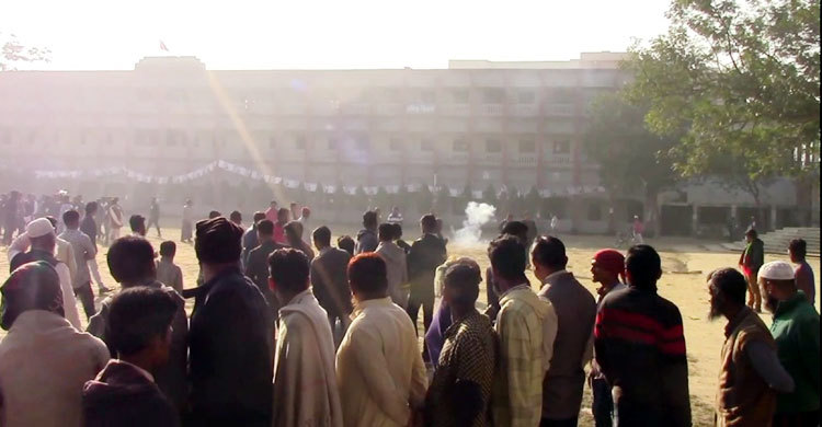 ব্রাহ্মণবাড়িয়ায় ভোটকেন্দ্রে ককটেল বিস্ফোরণ