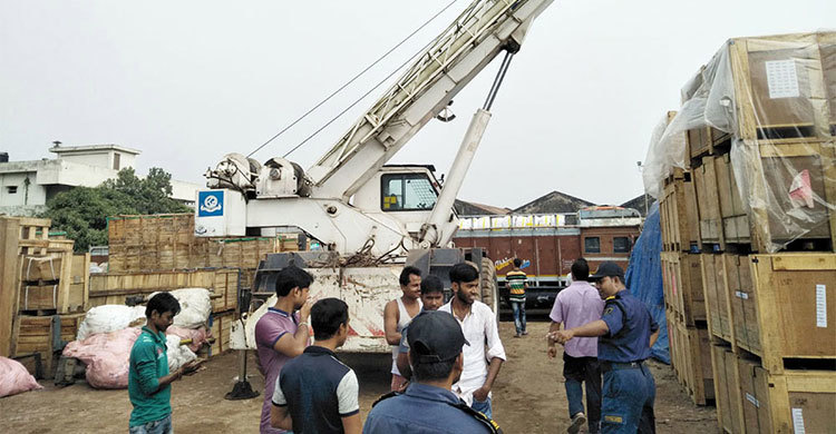 বেনাপোল বন্দরে আটকা শত শত ট্রাক