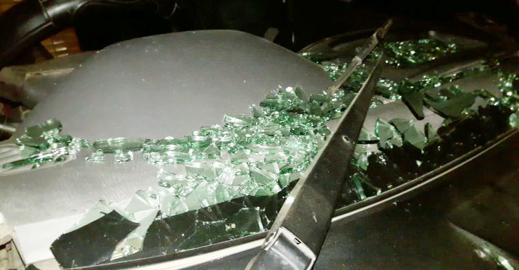 চুয়াডাঙ্গায় বিএনপি প্রার্থীর গাড়িবহরে হামলা