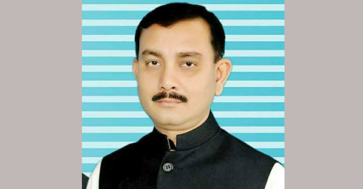 চাচার মনোনয়ন বাতিলে ফুরফুরে মেজাজে ভাতিজা