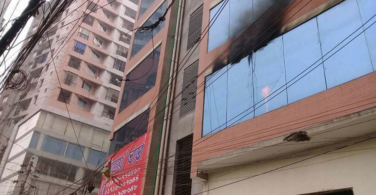 Fire at Zaman Tower in Purana Paltan