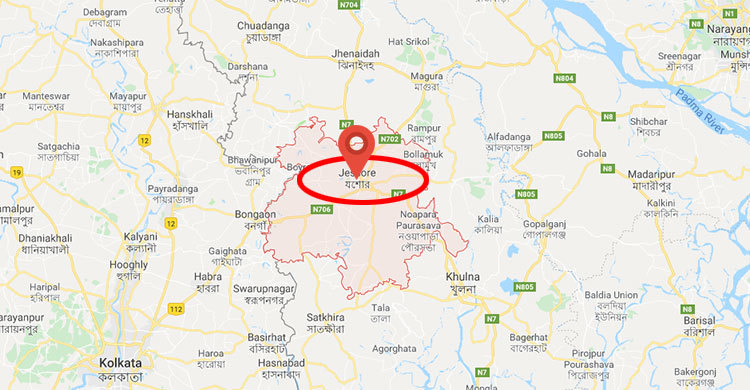 রেল লাইনের পাশে যুবকের গলাকাটা মরদেহ