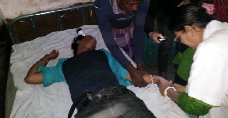 ঝিনাইদহে দুই সাংবাদিককে মারধরের অভিযোগ