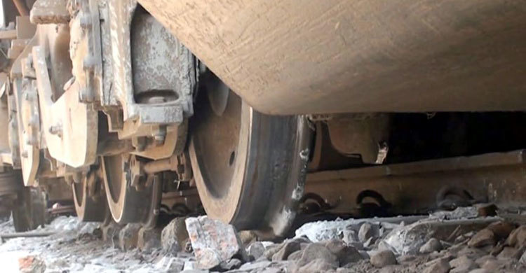 জয়পুরহাটে ট্রেনের বগি লাইনচ্যুত, তদন্ত কমিটি গঠন