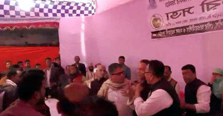 প্রার্থী নিয়ে আ.লীগের সভায় হাতাহাতি