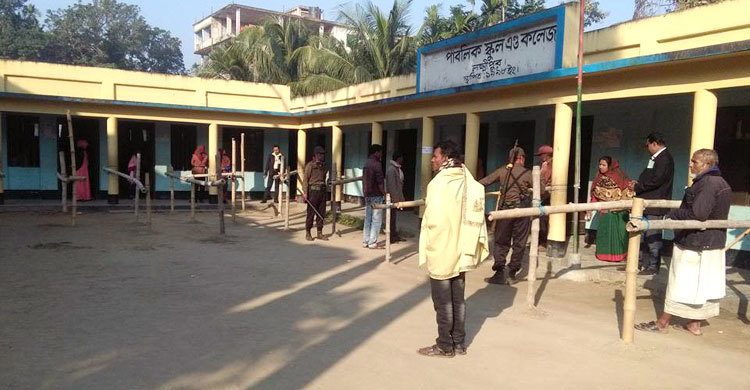 ভোটারশূন্য লক্ষ্মীপুরের অধিকাংশ কেন্দ্র