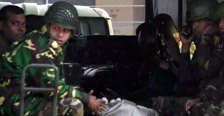 নাটোরে পৌঁছেছে সেনাবাহিনী