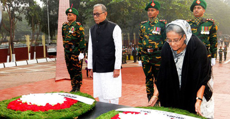 President, PM pay homage to martyred intellectuals