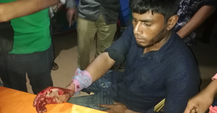 আওয়ামী লীগ-বিএনপির ধাওয়া-পাল্টা ধাওয়া