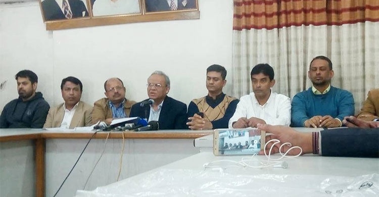 টর্চ লাইট নিয়ে ভোটকেন্দ্রের আশপাশে যেতে রিজভীর আহ্বান