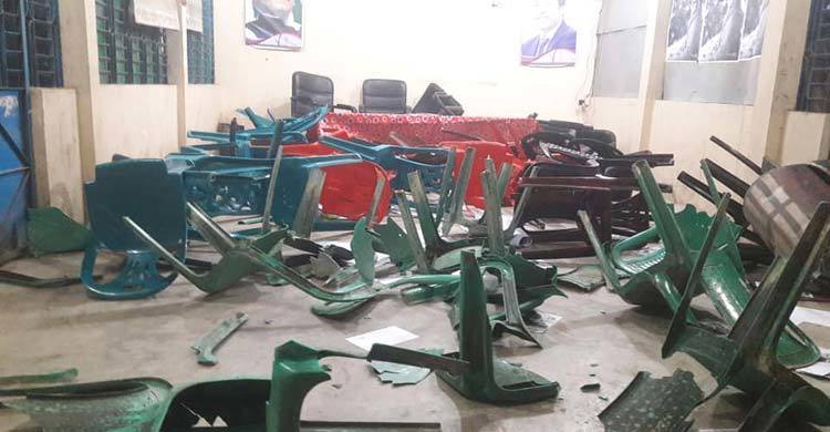 শায়েস্তাগঞ্জে আ.লীগ অফিস ভাঙচুর
