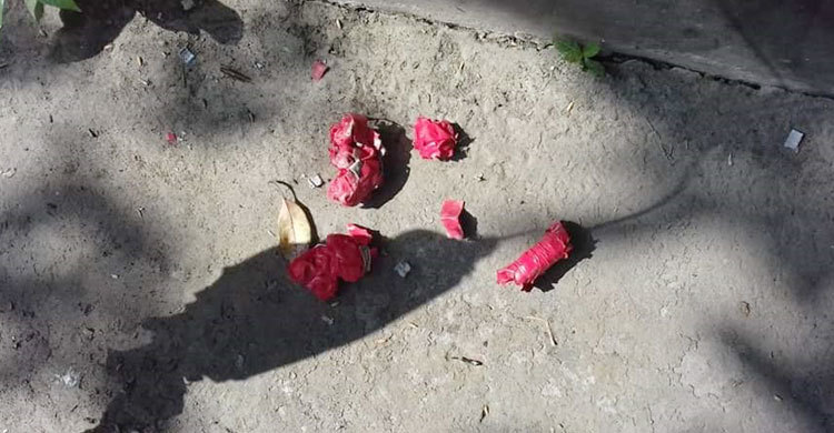 সিরাজগঞ্জে আ.লীগ নেতার বাড়িতে ককটেল বিস্ফোরণ