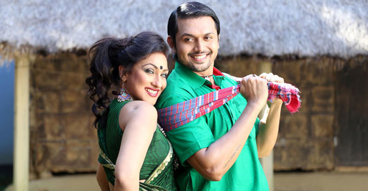 আলমগীরের সিনেমায় বৈশাখ মাতাবেন ঋতুপর্ণা-শুভ