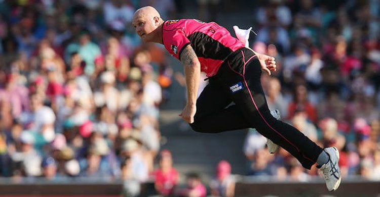 Former Australia bowler Doug Bollinger retires from cricket