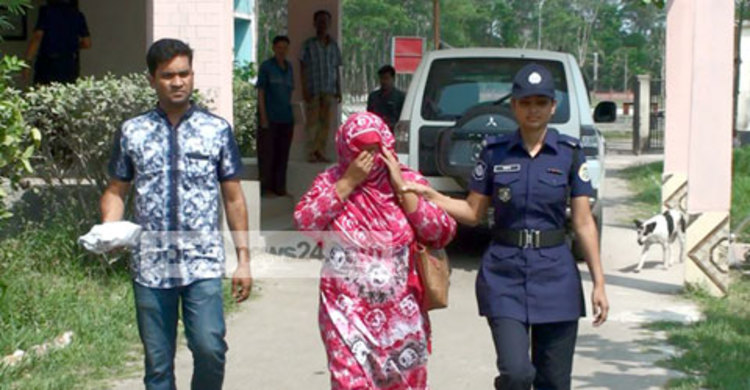 বরগুনায় ২ হাজার পিস ইয়াবাসহ নারী গ্রেফতার