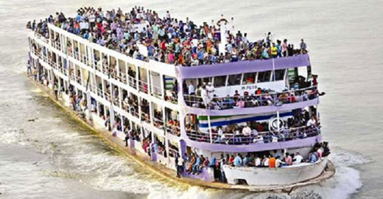 বয়া ও বিকন বাতির অভাবে ঝুঁকি বাড়ছে চাঁদপুর নৌ-পথে