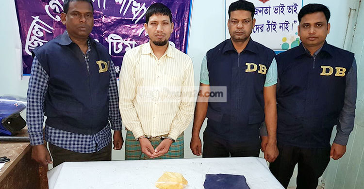 চাঁপাইনবাবগঞ্জে জেএমবি সদস্য আটক