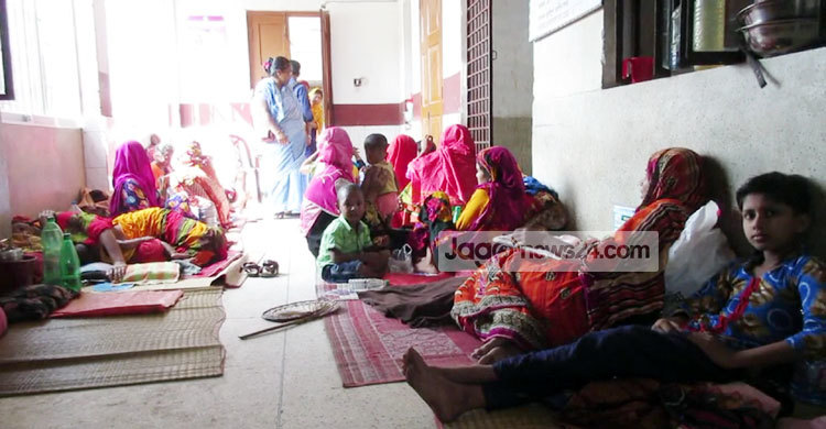 ঝিনাইদহে বেডের সংখ্যা ৮ শিশুরোগী ৪৩