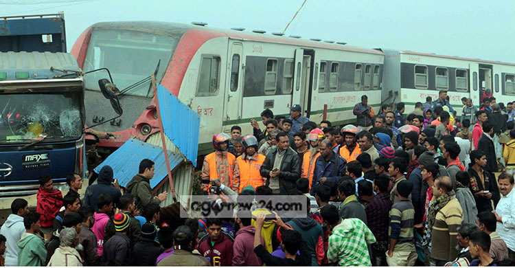কুমিল্লায় ট্রেন দুর্ঘটনায় তদন্ত কমিটি গঠিত